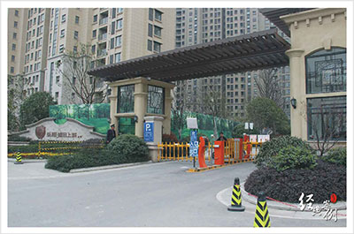 重慶某小區停車場管理